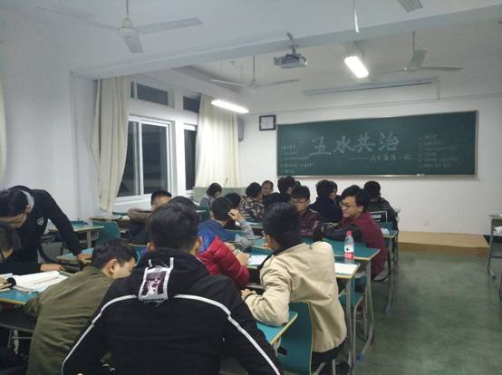 C:\Users\HASEE\Desktop\40FEC52DFC4850CCC406179CD4BB1E37.jpg